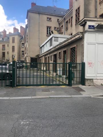 4 Square D'Avignon Apartment Orleans Bagian luar foto